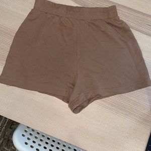 Zara short, high waist.